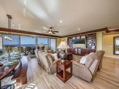Penthouse 4 Bed Property - Full Gulf Views! Pool